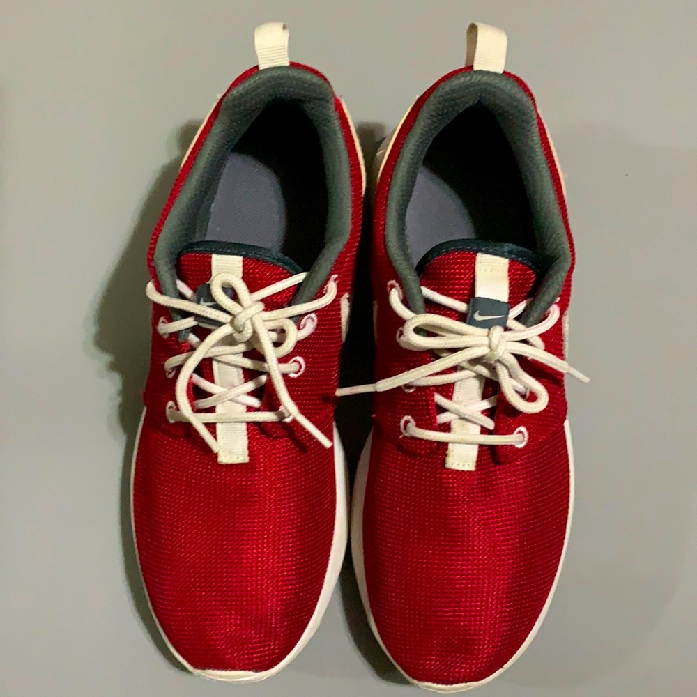 NIKE red shoes
